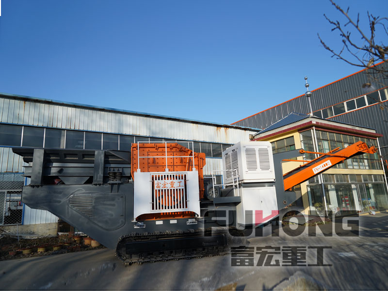 履帶式移動(dòng)破碎站 履帶式移動(dòng)破碎站