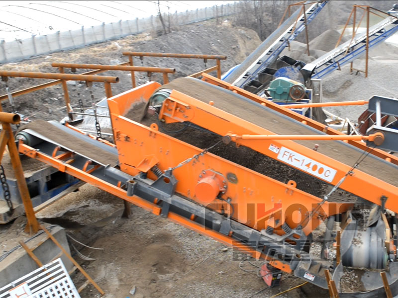 履帶式移動(dòng)破碎站 履帶式移動(dòng)破碎站